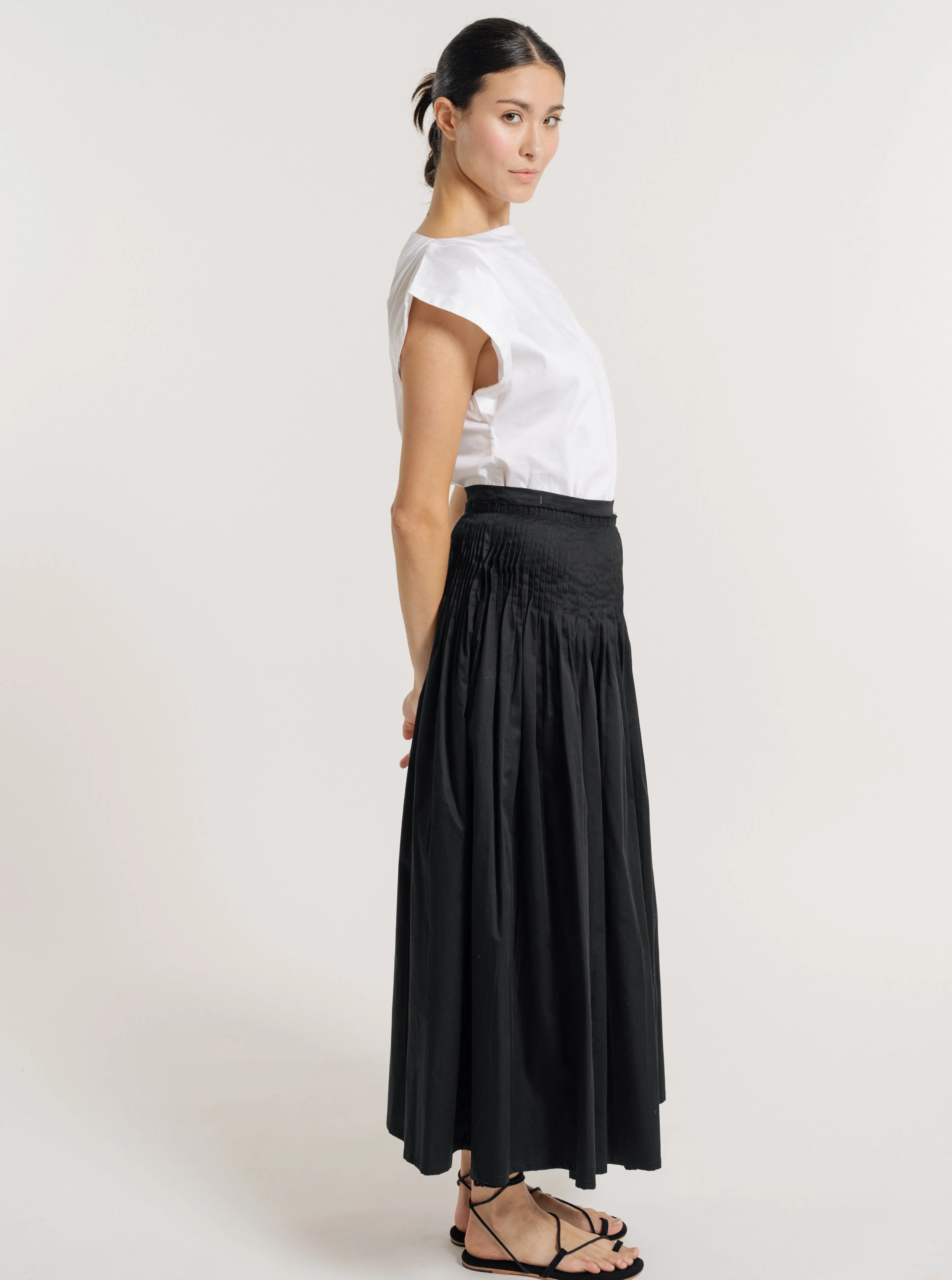 Drop Waist Pleated Skirt - Black Poplin - L - XL