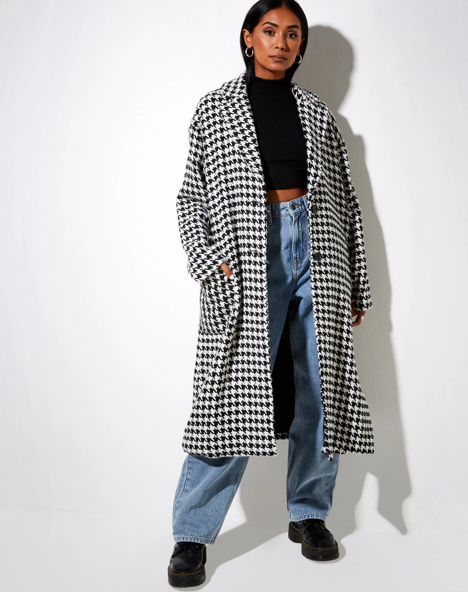 Duster Coat in Houndstooth Black and White