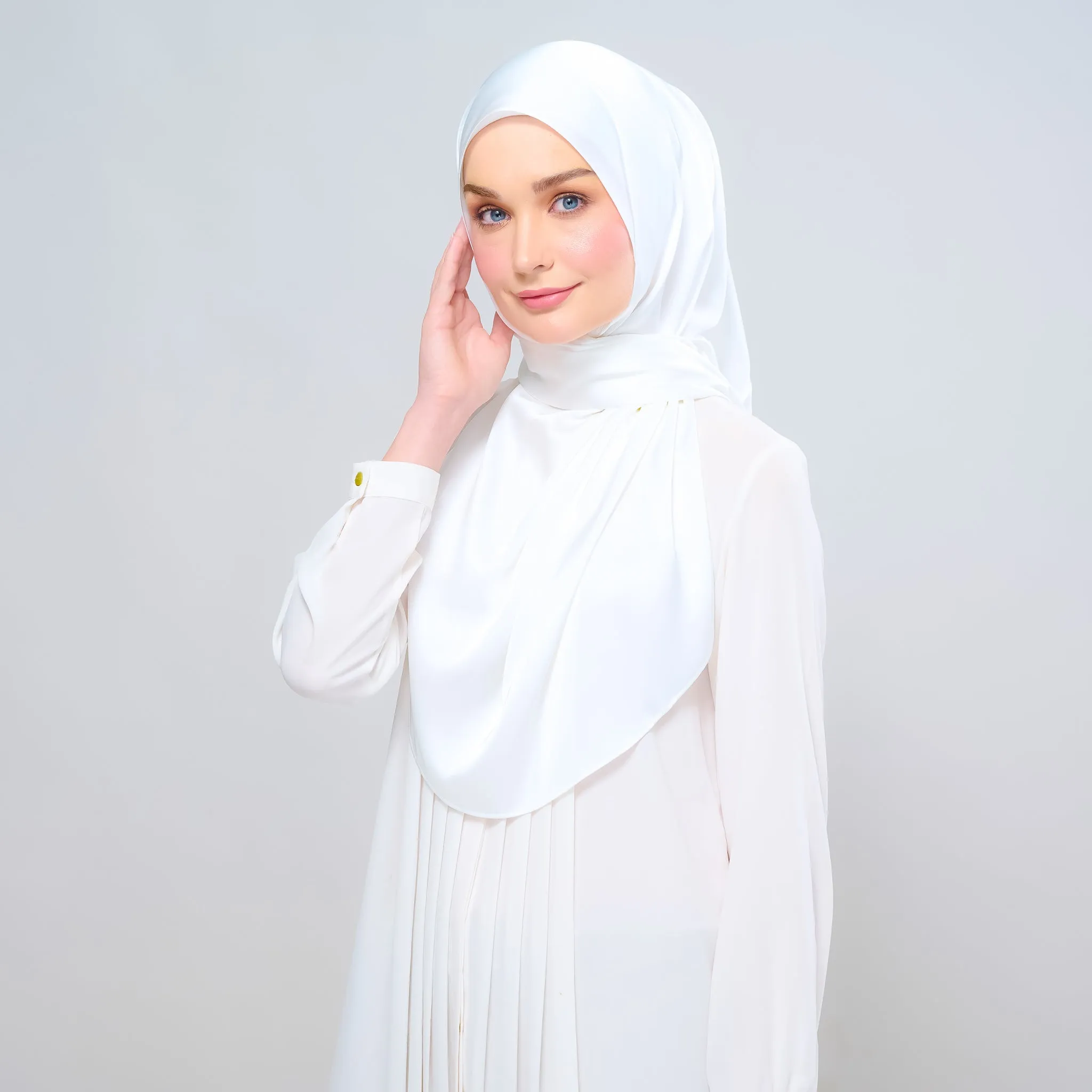 Instant Tag n' Go Shawl  | Satin Silk in Bridal White