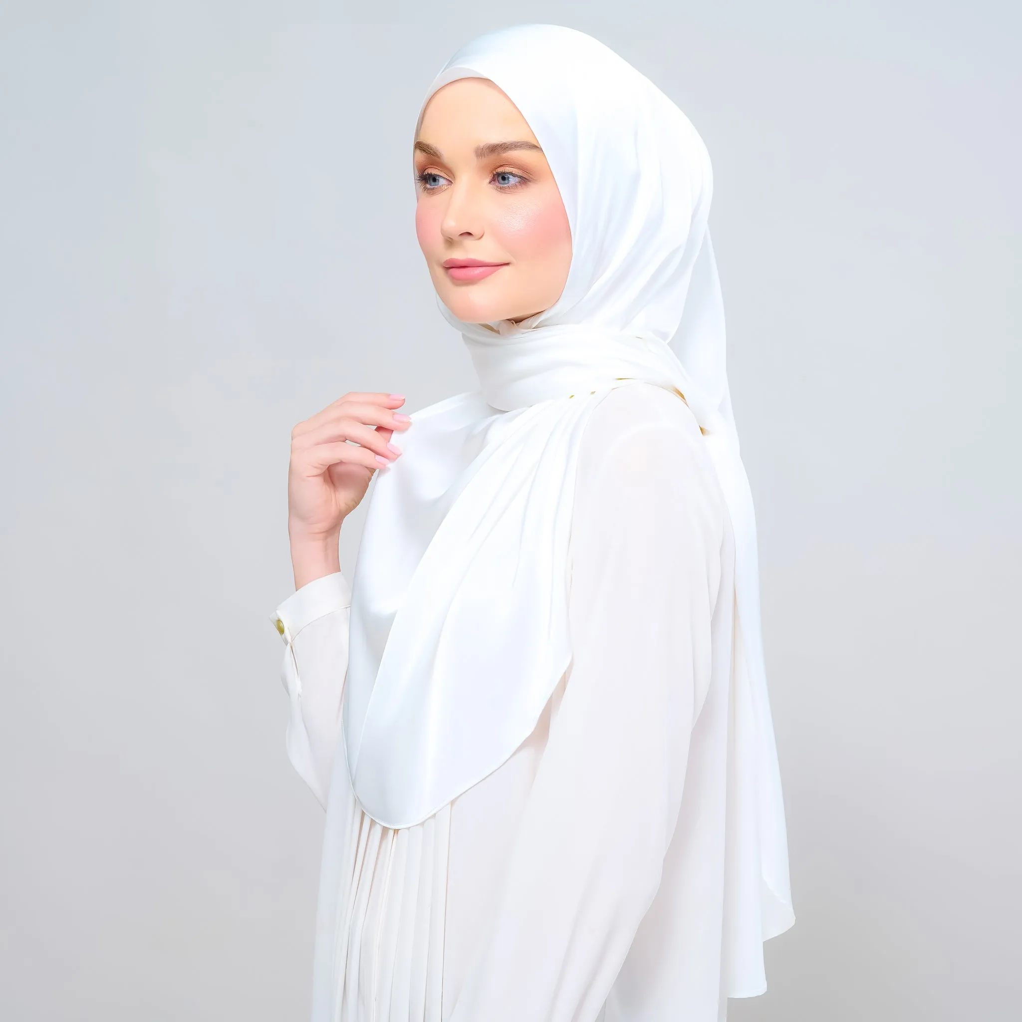 Instant Tag n' Go Shawl  | Satin Silk in Bridal White