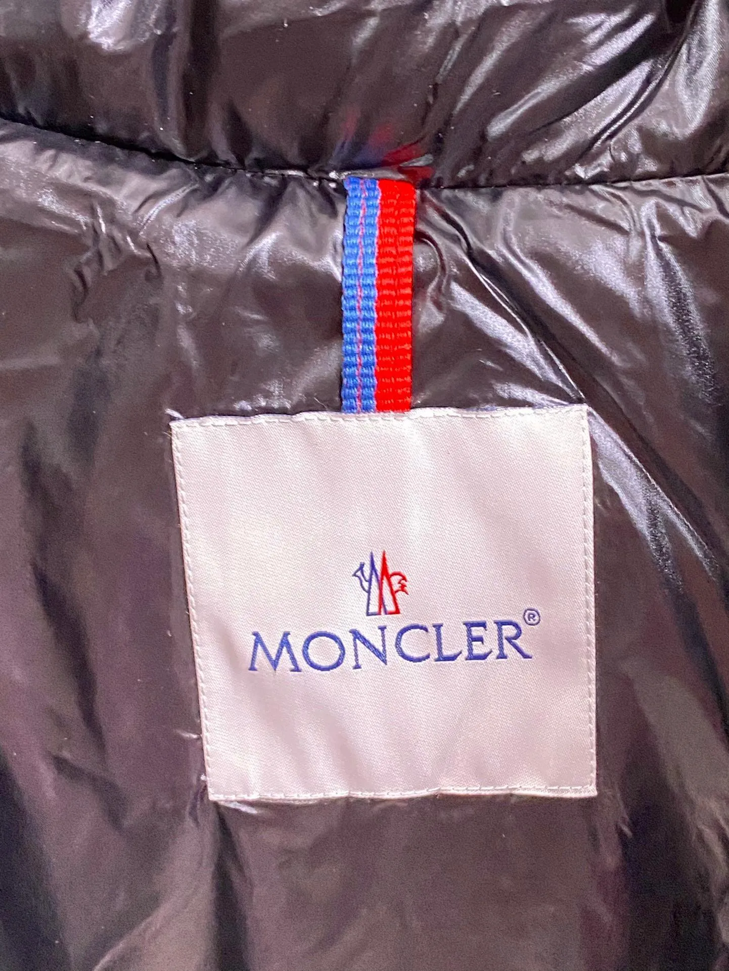 Moncler Montbeliard Puffer Jacket