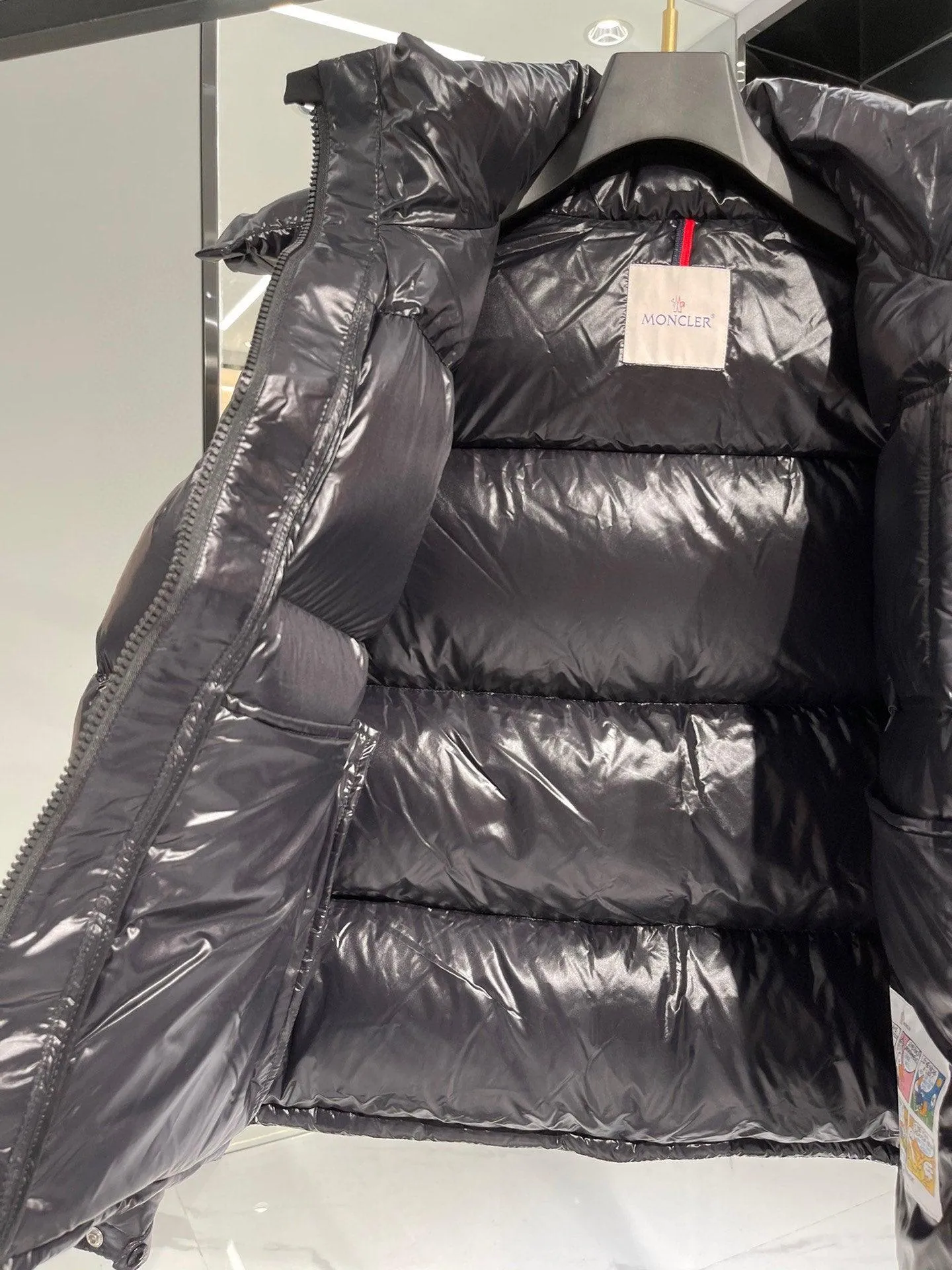 Moncler Montbeliard Puffer Jacket