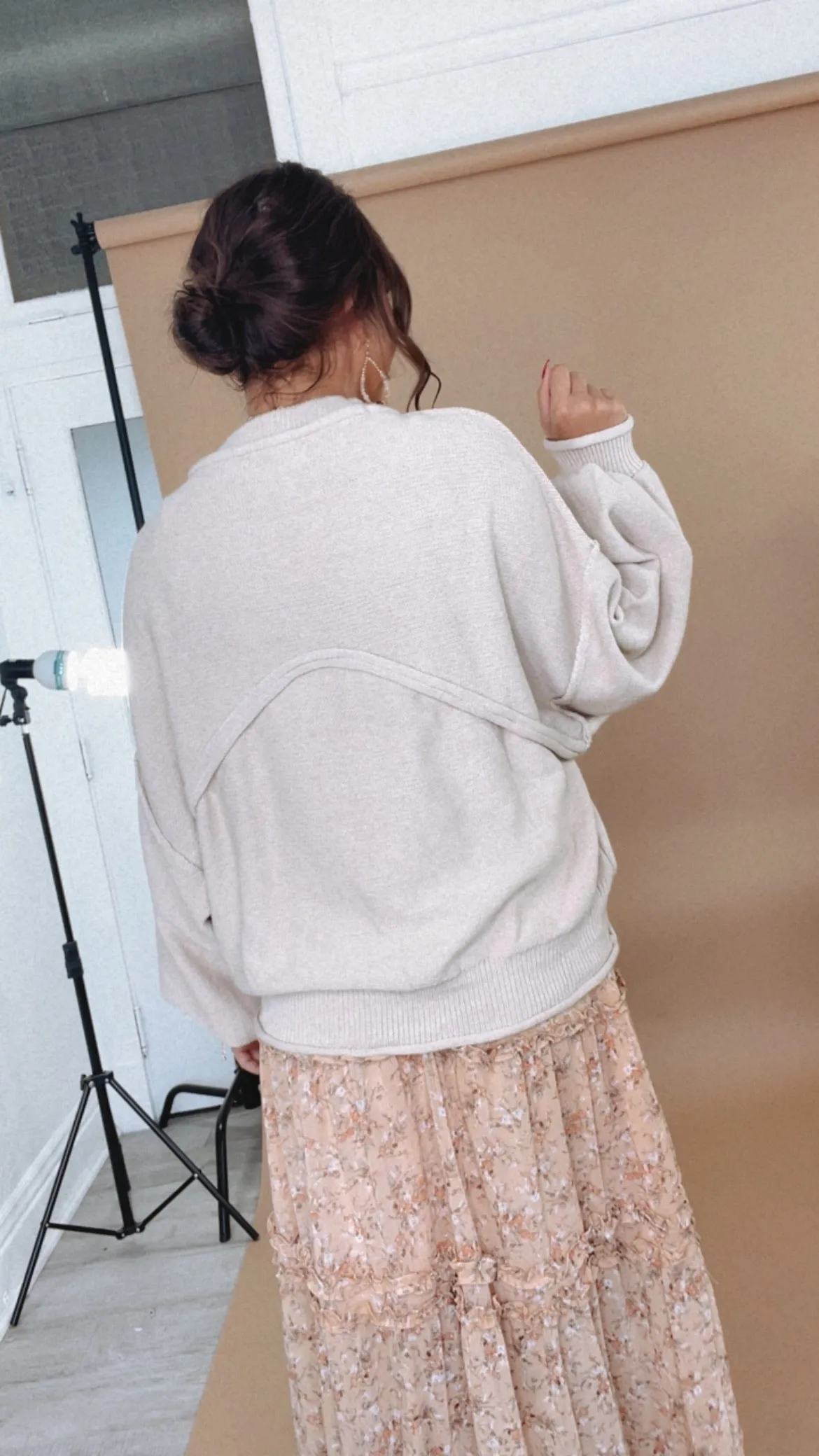 POL: Elevated Basic Balloon Sleeve Sweater, Taupe