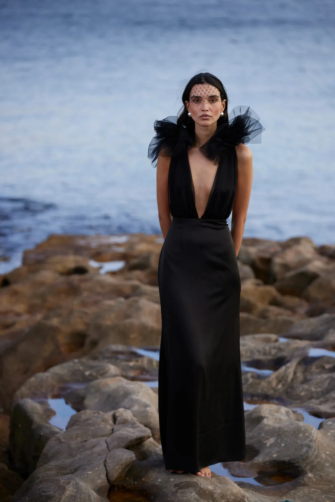 Sonya Como Gown - Black