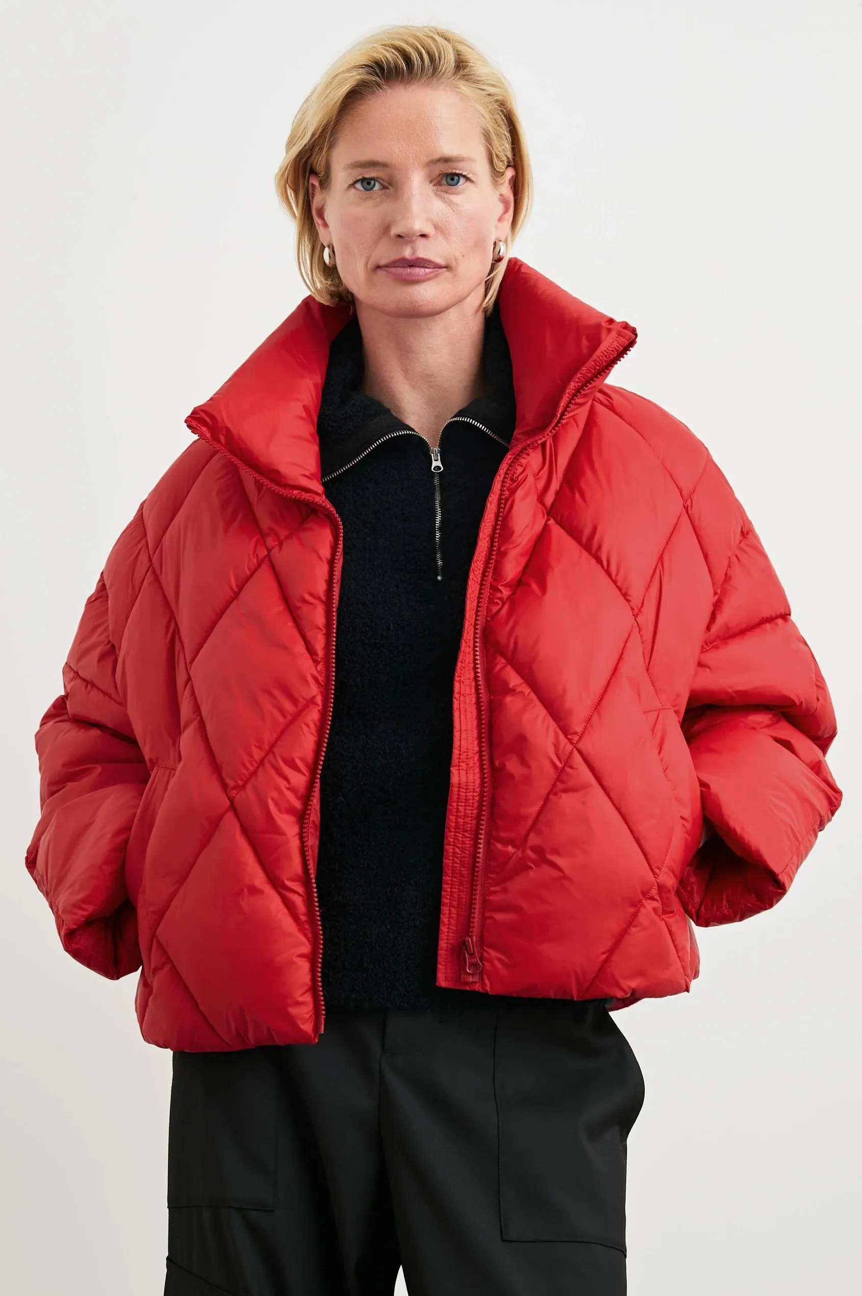 Summit Jacket Scarlet