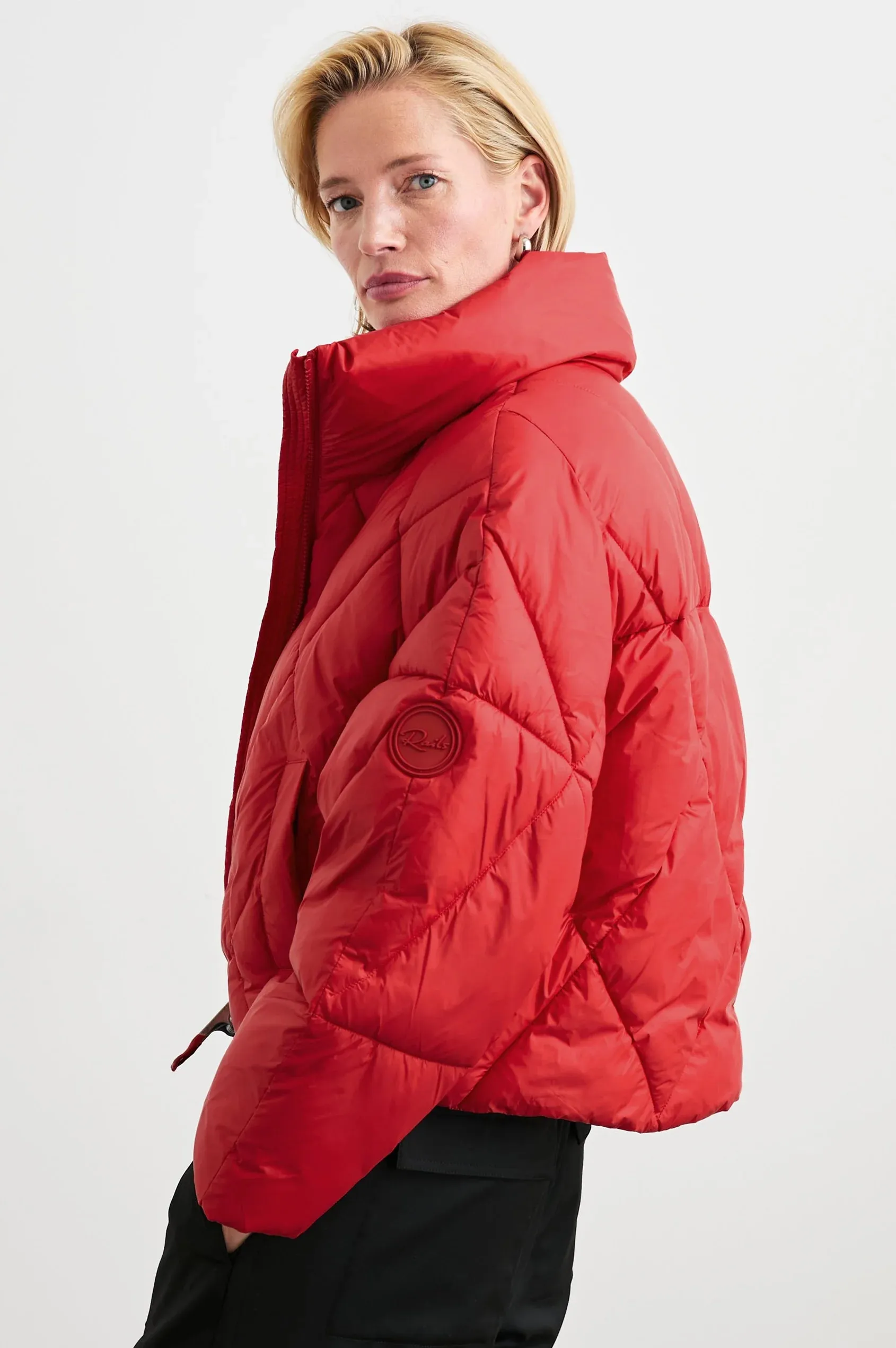 Summit Jacket Scarlet