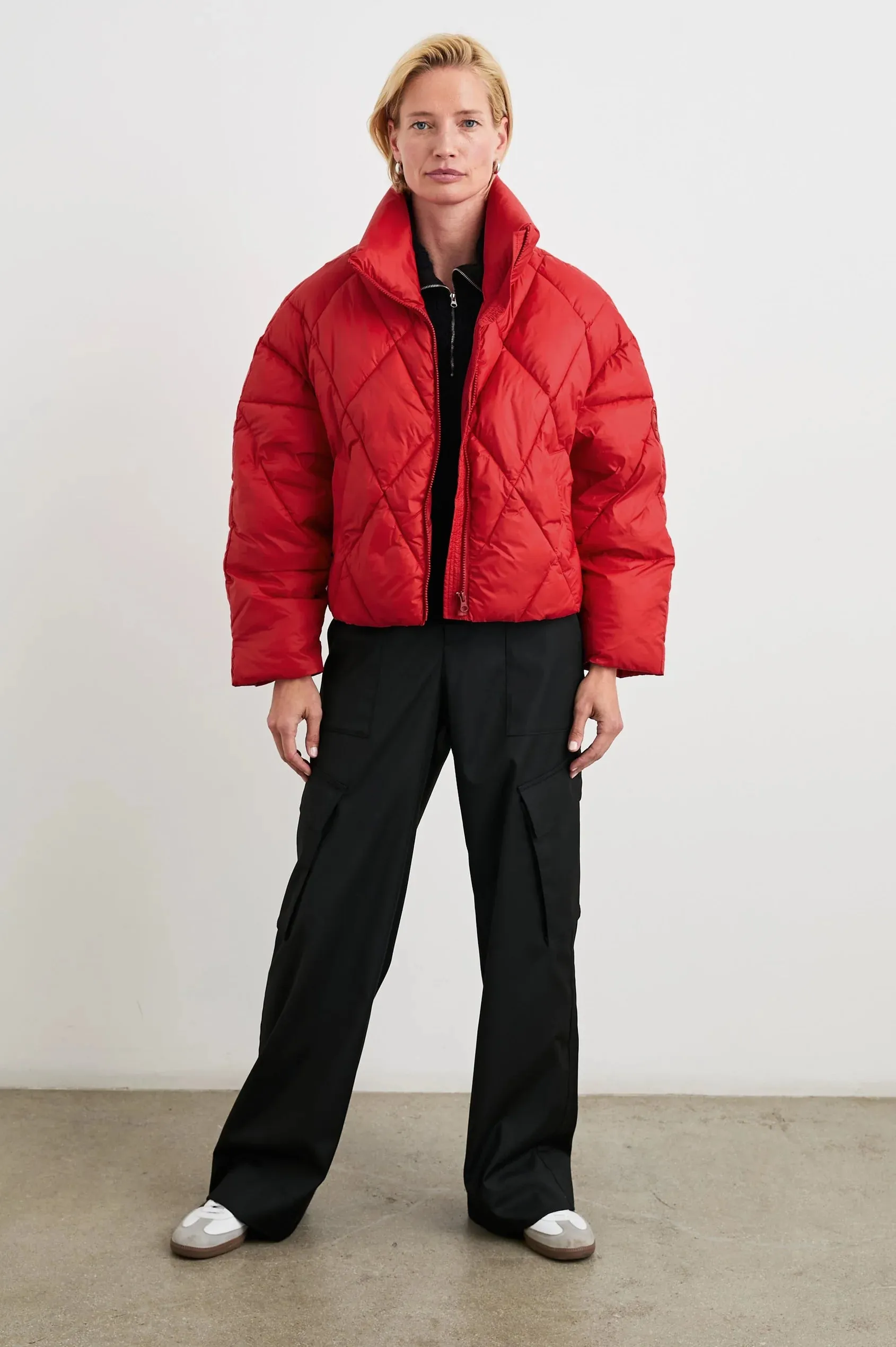 Summit Jacket Scarlet