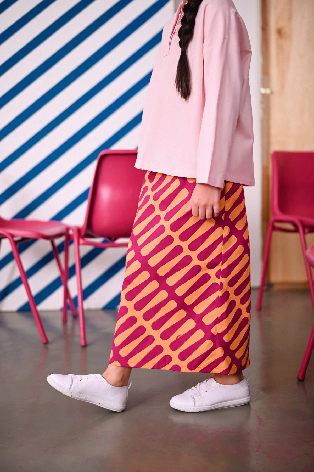 The Dulu Kita Fan Pleats Skirt - Good Vibes