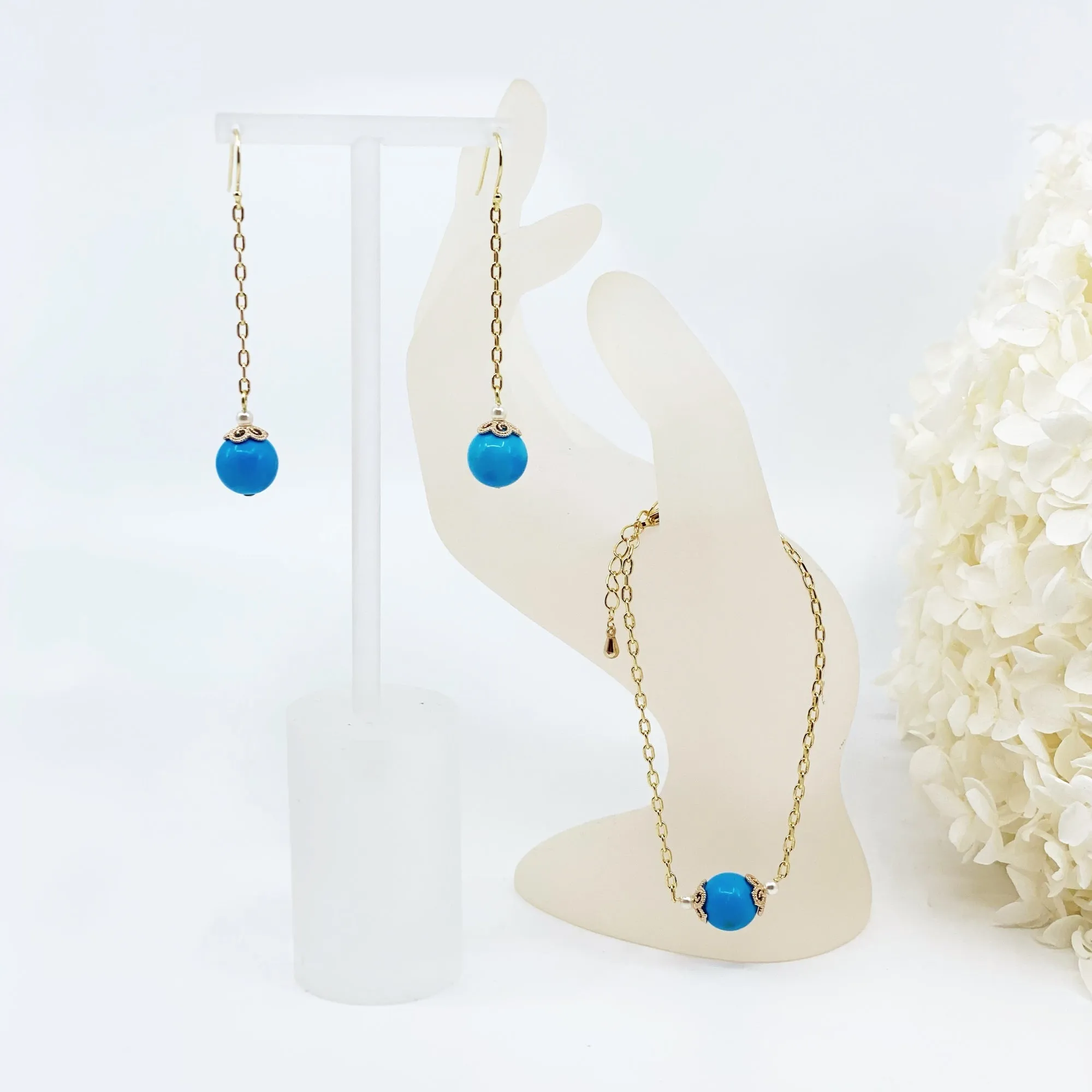 Turquoise Howlite Bracelet and Earrings Set