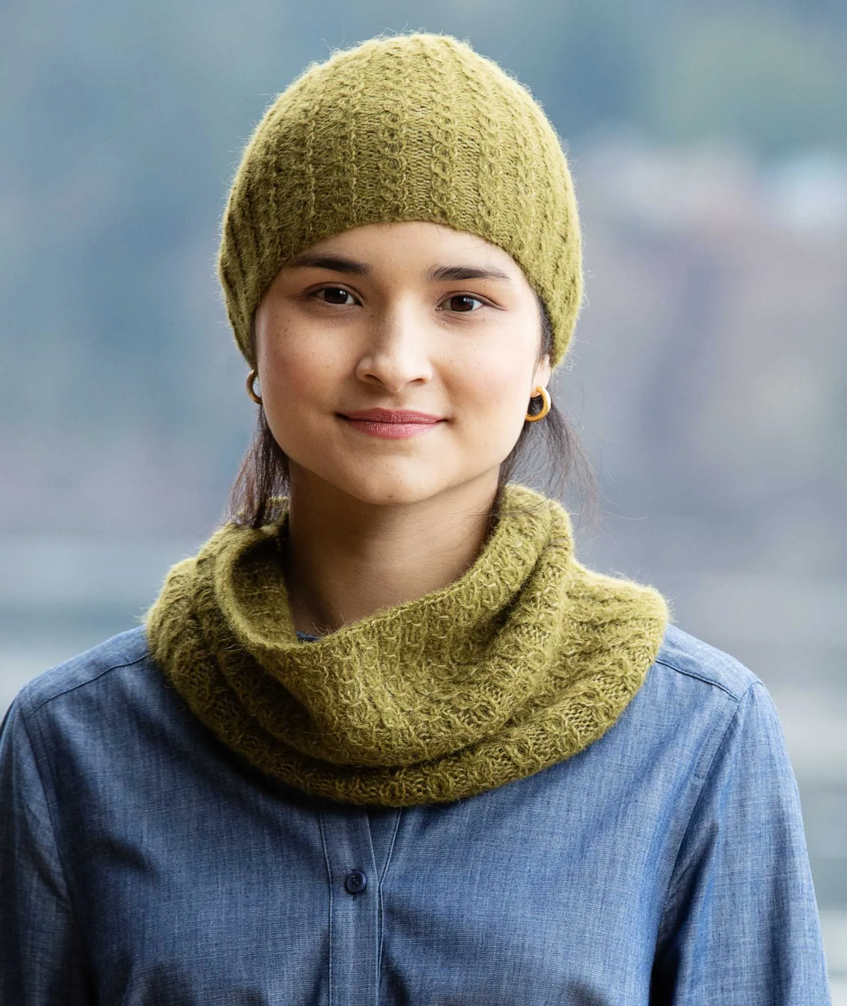 Vineyard Cowl & Beanie Using Rowan Alpaca Classic